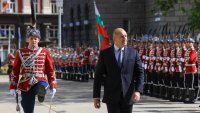 Кутев в защита на Радев: Конституцията не се нарушава