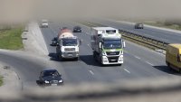 Ограничават движението на камиони по магистрали и републиканската пътна мрежа