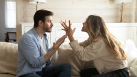 13 знака, че партньорът ви изтощава и сърцето, и душата ви