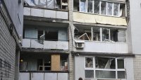 Трима души са убити при руски въздушни удари срещу Харков
