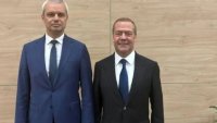 Костадинов отива на срещата БРИКС-ЕС по покана на Дмитрий Медведев 