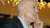 Отиде си Виталий Коротич, главен редактор на списание "Огоньок" - символът на перестройката