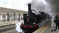 Коледни влакове с парен локомотив ще пътуват по два маршрута 