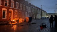 Чужденците вън: Белфаст пламна, след като суданец пробва да заколи с нож ирландец ВИДЕО/СНИМКИ