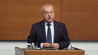 Божанов към Донев: Нямате управленска програма, не знаете какво да напишете в нея