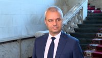 Костадинов към управляващите: Лицемерие, двуличие, предателство