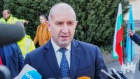 Радев е избрал символен ден, утре ще обяви проекта си