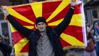 Македонският език е оставен на милостта и немилостта на България 