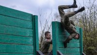 Няма измъкване от фронта: Русия изпраща тежко ранени войници обратно в Украйна
