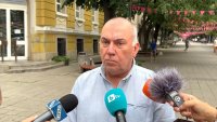 В Слънчев бряг: продавач скочи на инспектори от НАП и избяга с касовия апарат