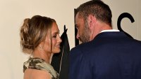 Без лоши чувства: Джей Ло и Бен Афлек позираха заедно на червения килим