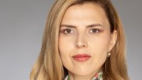 Новият кабинет: Велислава Николаева Петрова - Чамова, министър на външните работи