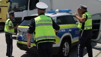 Автомобил се запали на магистрала "Тракия" малко преди София