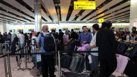 Втори ден с проблеми на европейските летища след кибератаката