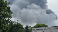 Голям пожар в София: Горят халета за преработка на пластмаса  ВИДЕО