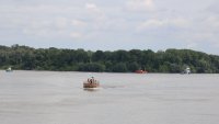 Лодка с туристи се преобърна край делтата на Дунав, сред жертвите е и дете