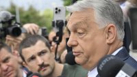 "Фидес" преизбра Орбан за лидер