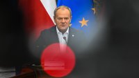 Разследват сигнал за подготвян атентат срещу Туск