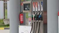 Над 8000 литра некачествено гориво спрени от продажба у нас