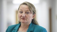 Сачева за бюджета: За 2 г. дългът расте с почти 13 млрд. евро, най-голямата приходна мярка е... винетка