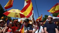 Десетки хиляди испанци излязоха на протест срещу корупцията