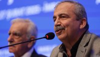 Почина прокюрдският депутат и ключов преговарящ за мир Ондер