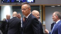 Сиярто: Унгария се надява, че западноевропейските лидери няма да попречат на споразумението в Украйна