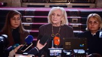 ДПС поиска оставките на Доцова и на шефа на НСО заради случая с Колтуклиева