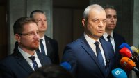 "Възраждане": Влизаме в дългова спирала, левът трябва да се възстанови