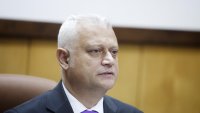 Емил Дечев: Напускането на Кандев е обезпокоително 