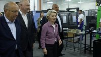 ЕК е уведомена от българските власти за инцидента със самолета на Фон дер Лайен