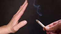 Защо цигарата бавно изчезва от ежедневието
