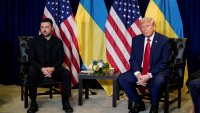 Зеленски и Тръмп проведоха два телефонни разговора през уикенда