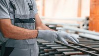 Как да планираме бюджета за работно облекло на малък екип?