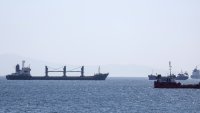 Турски търговски кораб е ударен от руски ракети, петима души са загинали