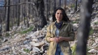 Деси Стоянова се връща към ролята си на репортер, за да подкрепи инициативата &bdquo;Капка живот за гората&ldquo;