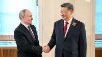 Си: Китай е доволен от подобряването на отношенията между САЩ и Русия