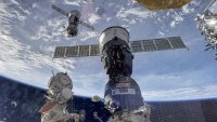 Астронавти на NASA с нов рекорд за излизане в открития космос извън МКС