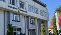 Насилие в Радомир: Малолетни бият дете, смеят се и снимат