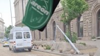 Бус на “Пирогов” катастрофира пред Президентството