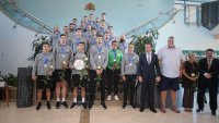 Радев ще удостои с почетни плакети националите по волейбол