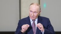 Това може да е най-скъпият телефонен разговор в историята и Путин плаща цената