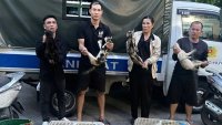 Стотици котки бяха спасени от кланицата от полицията във Виетнам