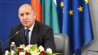 Панчугов пита: Какви щети ще нанесе двойнствената политика на Радев?