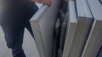 Митничари откриха 50 кг марихуана в соларни панели във Варна