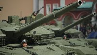 Защо Сеул все още притежава съветски танкове Т-80?