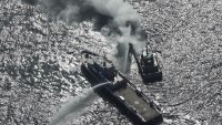 САЩ удариха търговски кораб, опитал да влезе в иранско пристанище