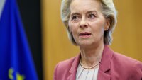 Урсула фон дер Лайен отказва да отговаря на въпроси за COVID-ваксините