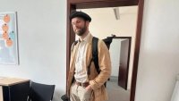 Изгониха германски депутат от Бундестага заради черна барета