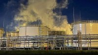 Украйна удари голяма петролната рафинерия в Русия, трима души са загинали